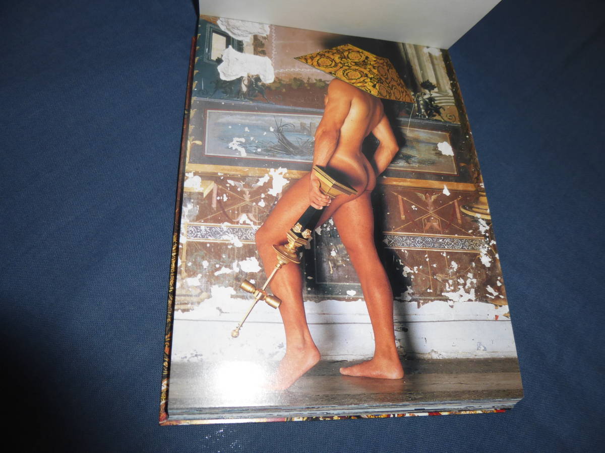 稀少「Gianni Versace 30postcards」ヴェルサーチ　ポストカード30枚　美形男性・女性モデル　裸体・肉体美_画像3