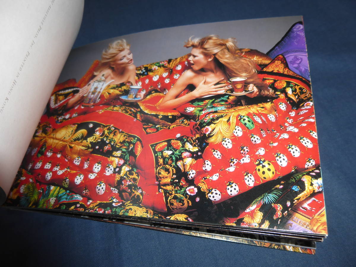 稀少「Gianni Versace 30postcards」ヴェルサーチ　ポストカード30枚　美形男性・女性モデル　裸体・肉体美_画像5