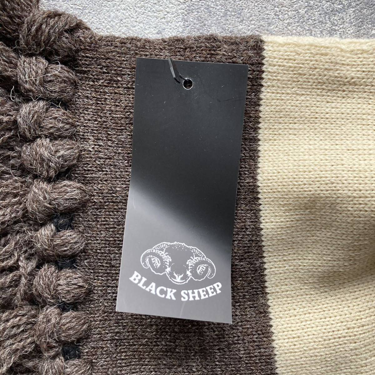 5 新品 BLACK SHEEP ブラックシープ ウールマフラー ベージュxブラウン_画像7