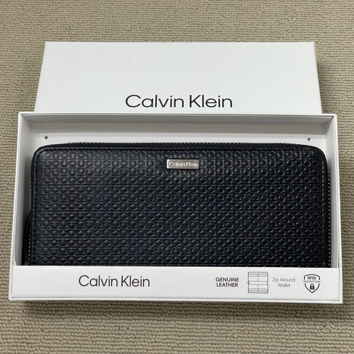 中古品 CalvinKlein カルバンクライン 長財布 ブラック CK _画像1