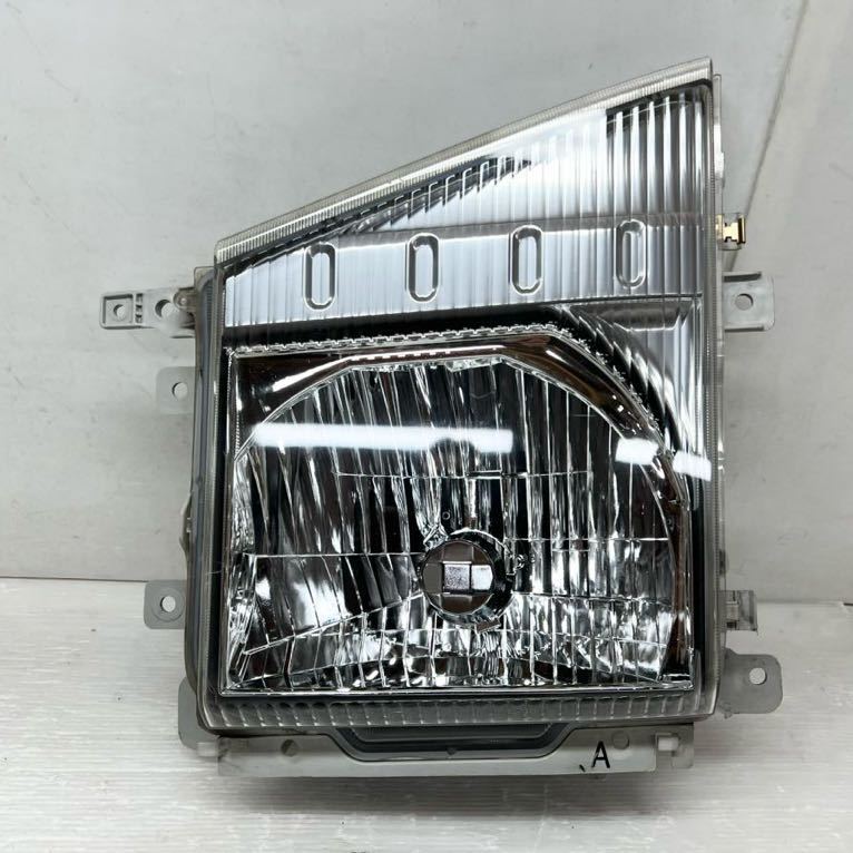 送料込 即決 エルフ NJR85/NHR85 純正 ハロゲン 左 ヘッドライト 送料込 即決 エルフ NJR85/NHR85 純正 ハロゲン 左 ヘッドライト