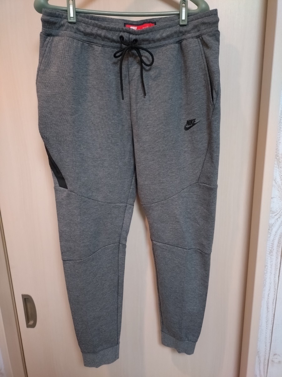 2代目廃盤モデル赤タグ・美品 ナイキ テックフリース NIKE TECH FLEECE PANT　XL_画像1