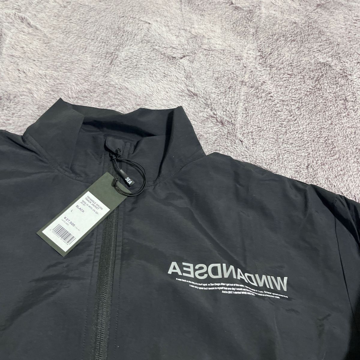 ウィンダンシー Triangle NYLON track jacket 新品 L WIND AND ウィンダンシー Triangle NYLON track jacket 新品 L WIND AND