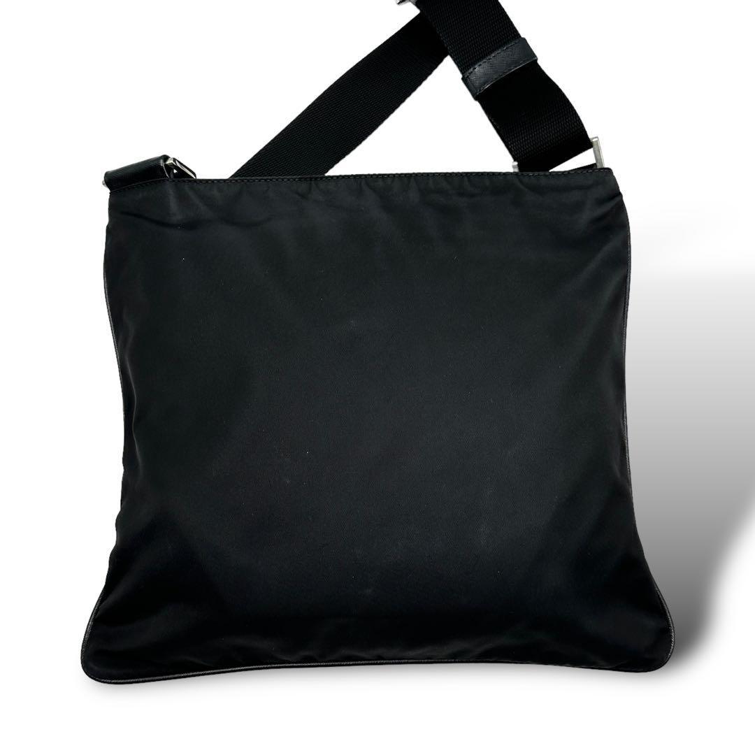 PRADA ショルダーバッグ クロスボディ ナイロン レザー 白タグ PRADA ショルダーバッグ クロスボディ ナイロン レザー 白タグ