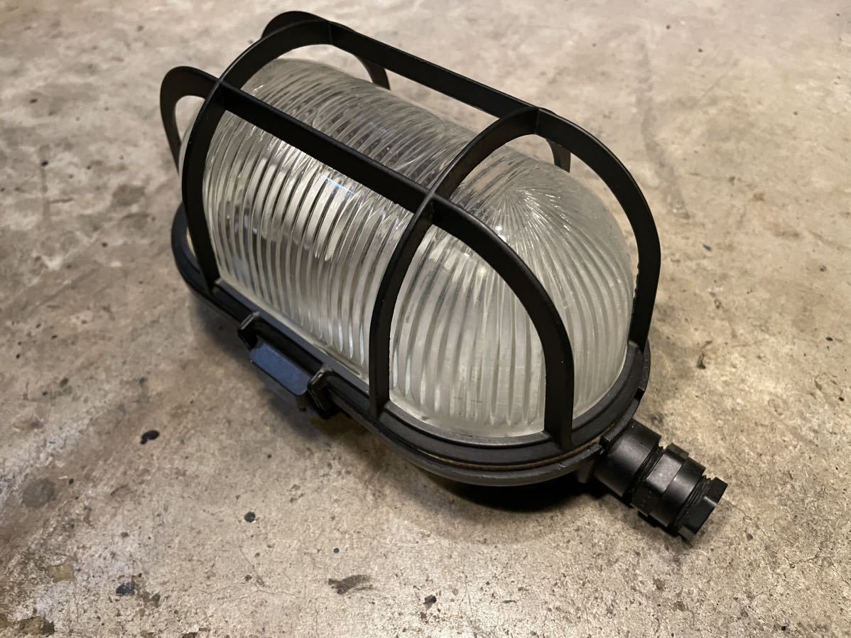カプセル ランプ industrial lamp ( インダストリアル ガラス ドーム 工場 カフェ British マイナスネジ使用 )_画像3