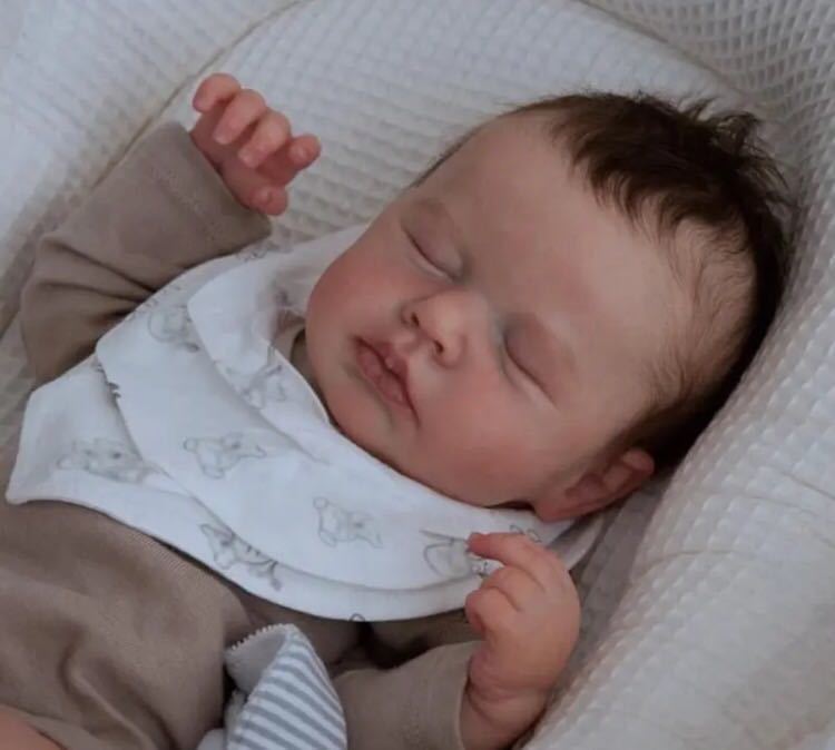 リボーンドール　赤ちゃん人形　　正規品　リアル赤ちゃん　ベビー　　18インチ　48cm フルセット　かわいい赤ちゃん　幼児　本物思考製造