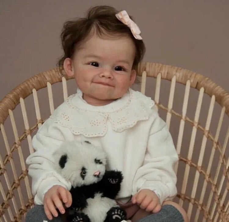 リボーンドール　赤ちゃん人形　　リアル赤ちゃん　ベビー　　24インチ　60cm フルセット　かわいい女の子　幼児　本物思考製造　植毛