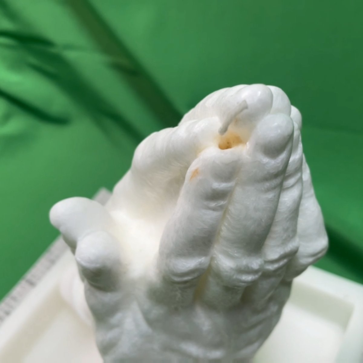  Play hand candle height approximately 25cm... hand ornament soap. fragrance .. relaxation 