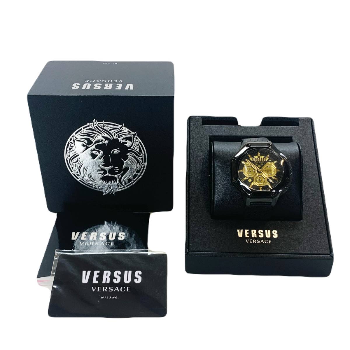 魅力的な価格 ヴェルサス VERSUS ヴェルサーチ VERSACE メンズ 美品　稼働品 VSP３９３２２１ クォーツ　ブラック×ゴールド クロノグラフ 腕時計 ヴェルサーチ