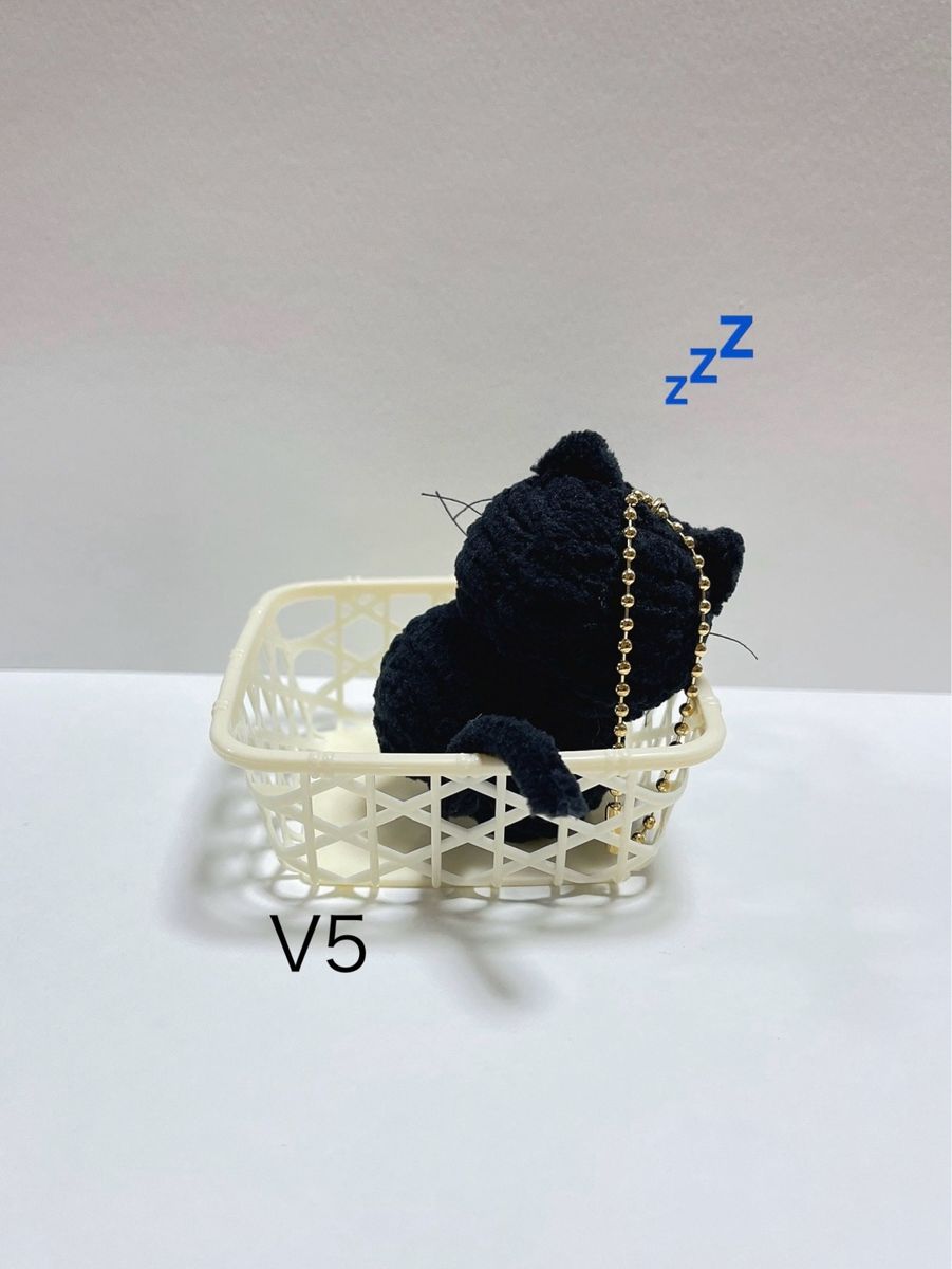黒猫ちゃんの編みぐるみキーホルダーV5