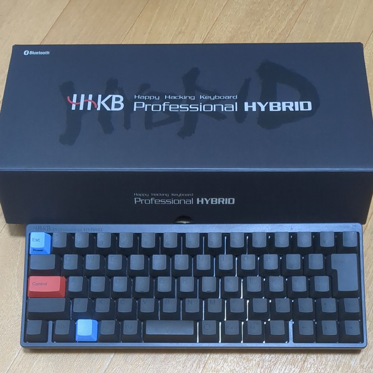 PC周辺機器 HHKB Professional HYBRID 日本語配列/墨 Happy PC周辺機器 HHKB Professional HYBRID 日本語配列/墨 Happy