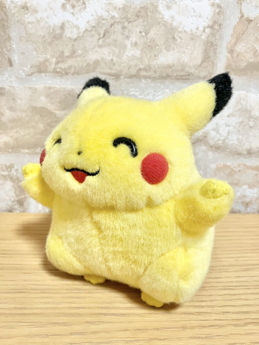 Yahoo!オークション - ポケモン 初期 ピカチュウぬいぐるみ Yahoo!オークション - ポケモン 初期 ピカチュウぬいぐるみ