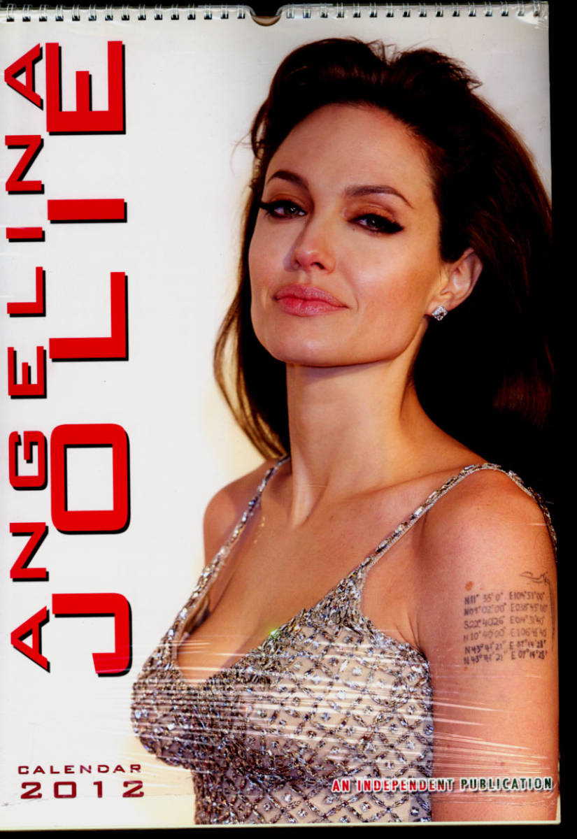 ♪即決♪送料無料♪アンジェリーナ　ジョリー/Angelina Jolie 2012年輸入カレンダー　新品未開封_画像1