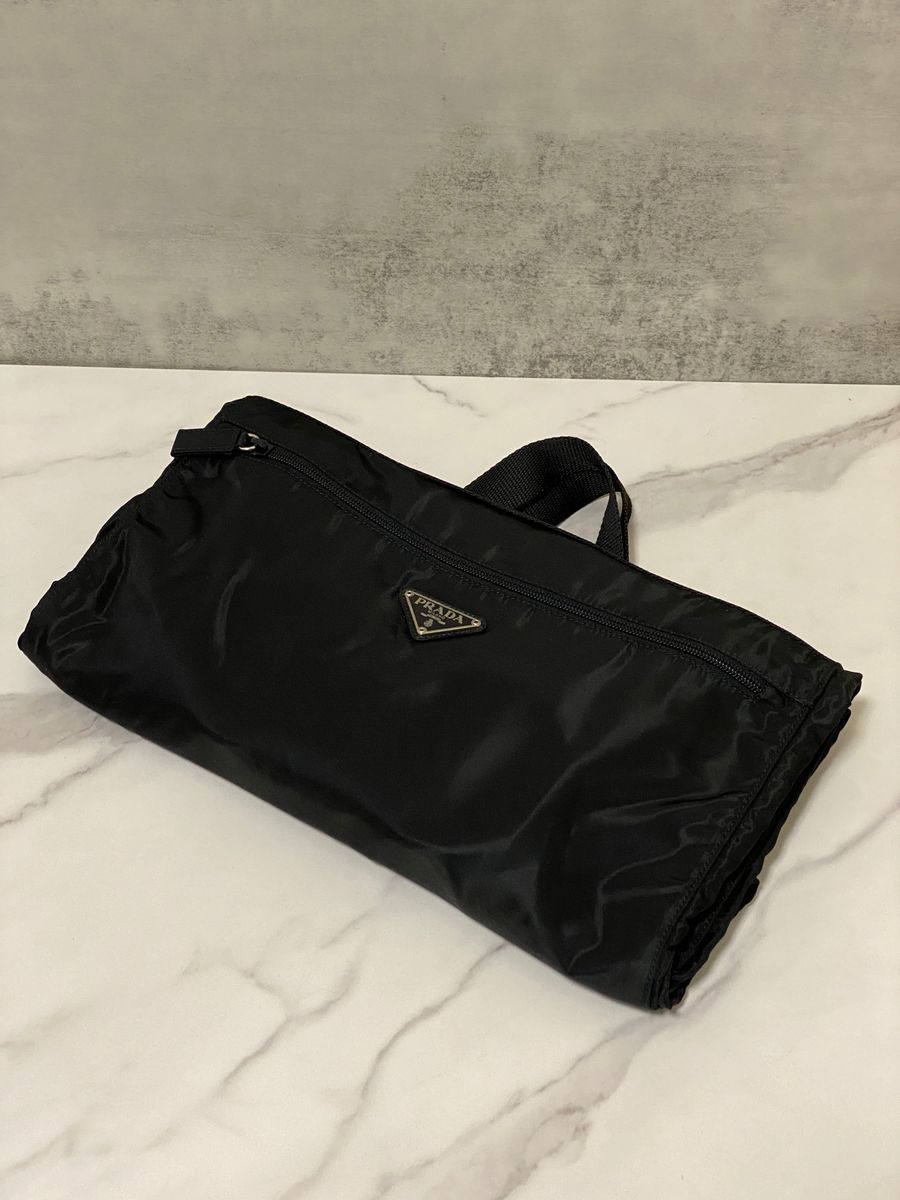 PRADA キャスター付きバッグ 折りたたみ キャリーバッグ 黒 PRADA キャスター付きバッグ 折りたたみ キャリーバッグ 黒
