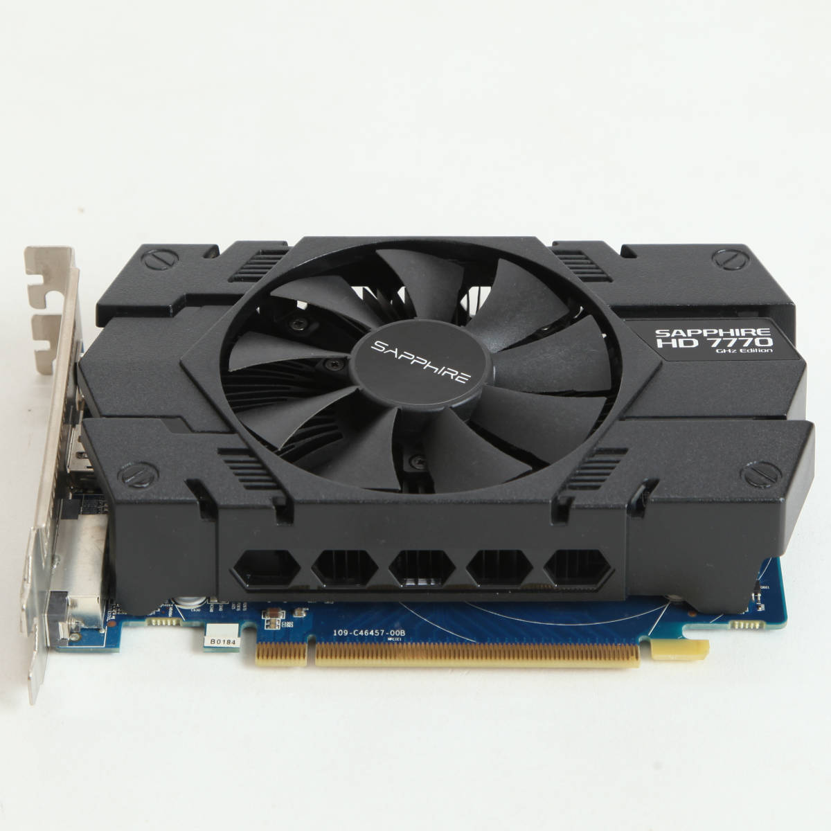 美品 SAPPHIRE AMD Radeon HD7770 GHz Edition 1GB GDDR5 グラフィックカード グラボ 元箱・付属品有 サファイア_画像2