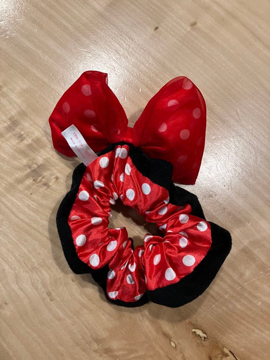 ディズニー ミニー シュシュ ヘアゴムDisney水玉模様リボン