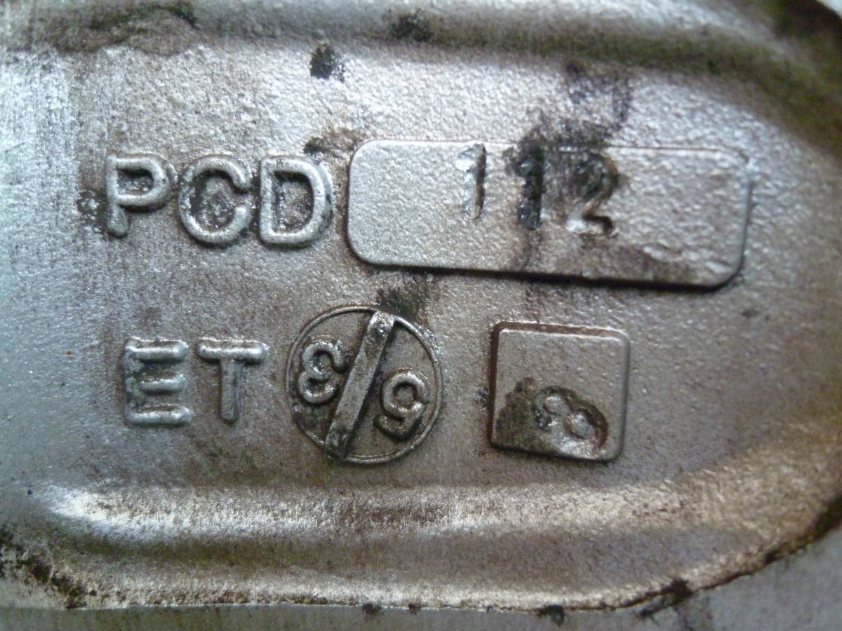 MAK STADT 7J×16 5H PCD112 ET53 アウディA3 8Vで使用 古いスタッドレスタイヤ付き 直接引き取りでお願いします！！_画像5