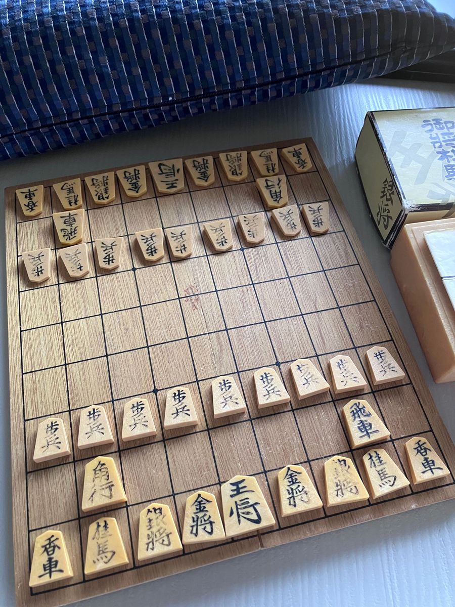 【昭和レトロ】折りたたみ式 将棋盤＋ 将棋駒　 ボードゲーム