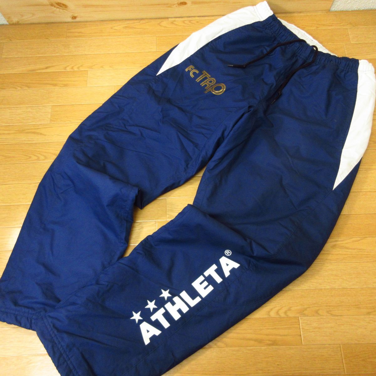 ◎使用少なめ！L 上下セット！ATHLETA アスレタ FCトリプレッタ◆ジャージジャケット&中綿パンツ 秋冬 ユニフォーム◆メンズ 黒x紺◆B3153_画像5