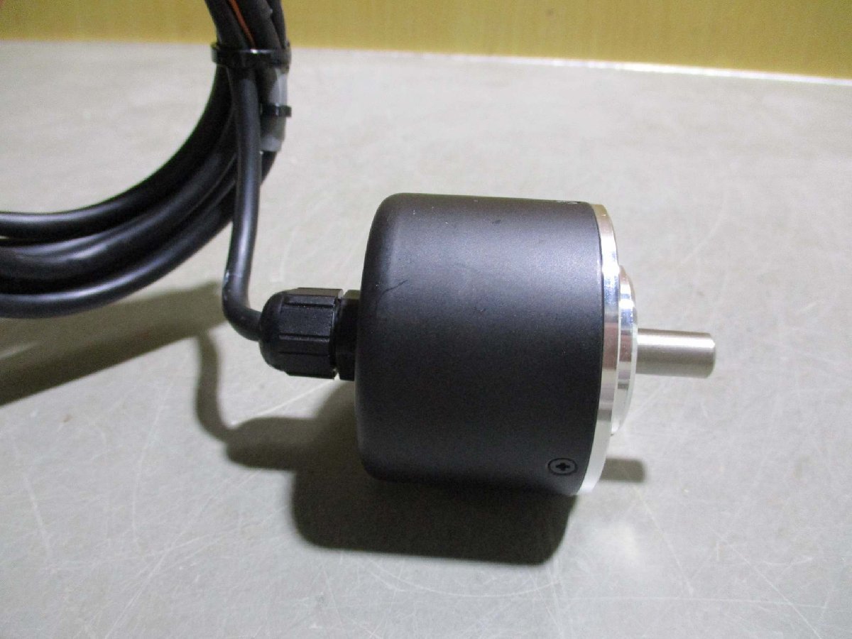 中古 AUTONICS ROTARY ENCODER E50S8-1000-3-T-24 ロータリーエンコーダー(R50925GBE030)_画像2