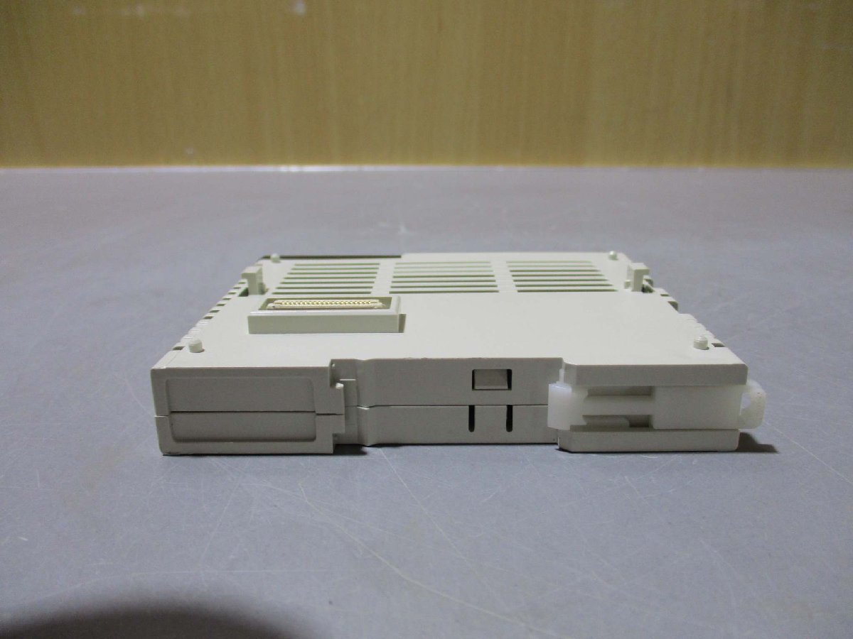 中古 MITSUBISHI PROGRAMMABLE CONTROLLER FX2NC-16EYT 出力増設ブロック 2個(R51002BQC112)_画像5