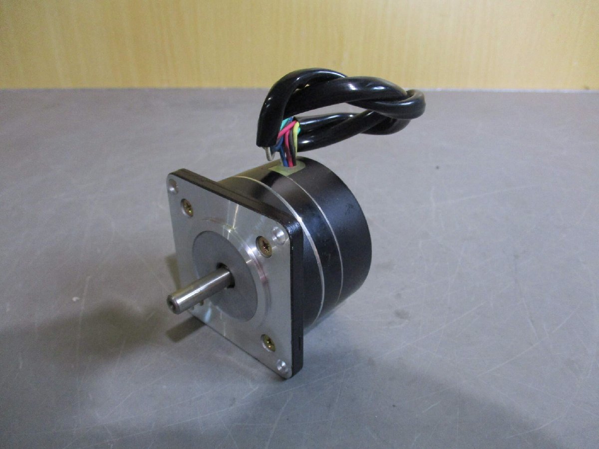 中古 ORIENTAL MOTOR STEPPING MOTOR 2-PHASE PH264-01 ステッピングモーター (KAXR51026C145)_画像6