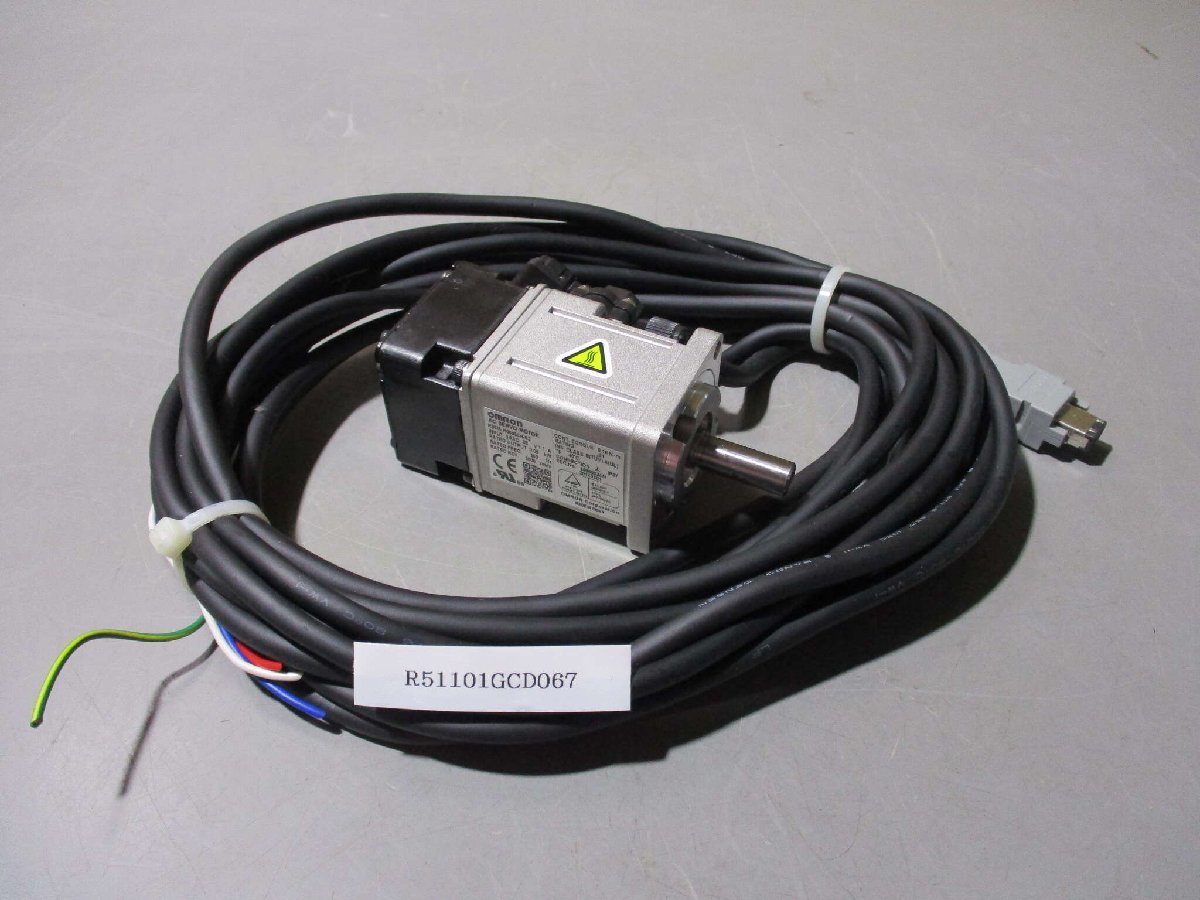 中古 OMRON AC SERVO MOTOR R88M-K05030H-S2 0.05KW (R51101GCD067)_画像1