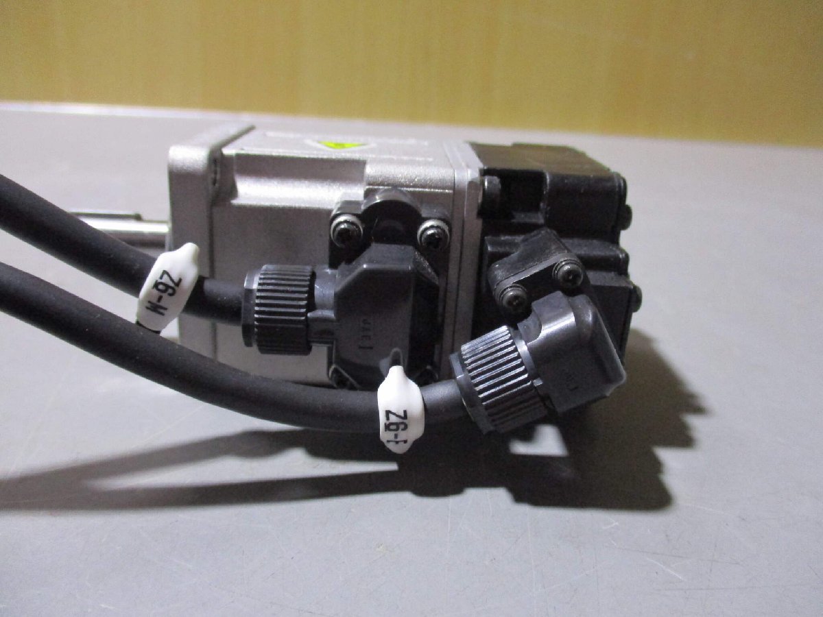 中古 OMRON AC SERVO MOTOR R88M-K05030H-S2 0.05KW (R51101GCD068)_画像6