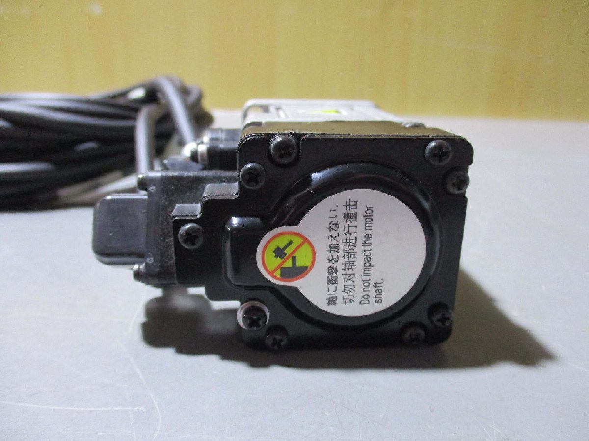 中古 OMRON AC SERVO MOTOR R88M-K05030H-S2 0.05KW (R51101GCD068)_画像5