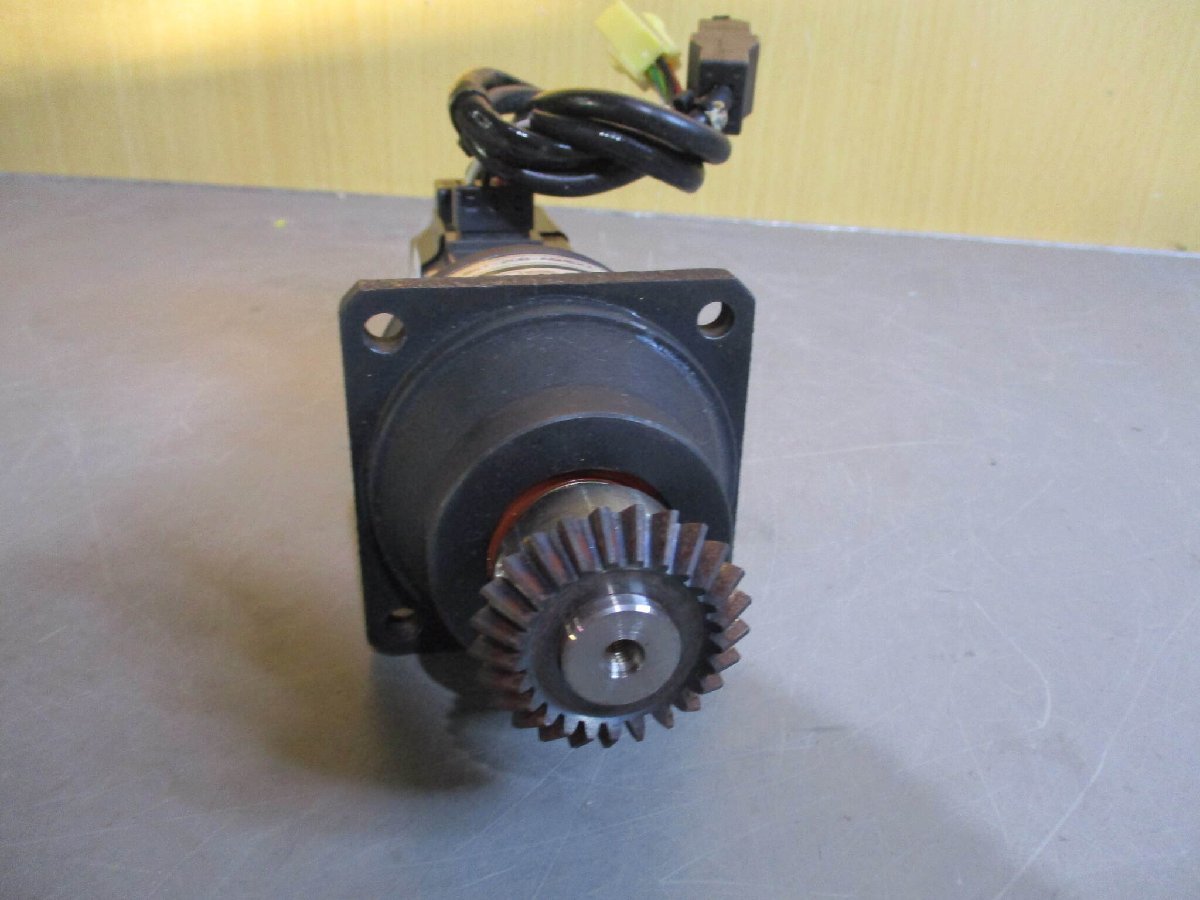 中古 MITSUBISHI AC SERVO MOTOR HC-MF053G2/ANFJ-K10-SV-20 減速機 (KAYR51101C047)_画像4