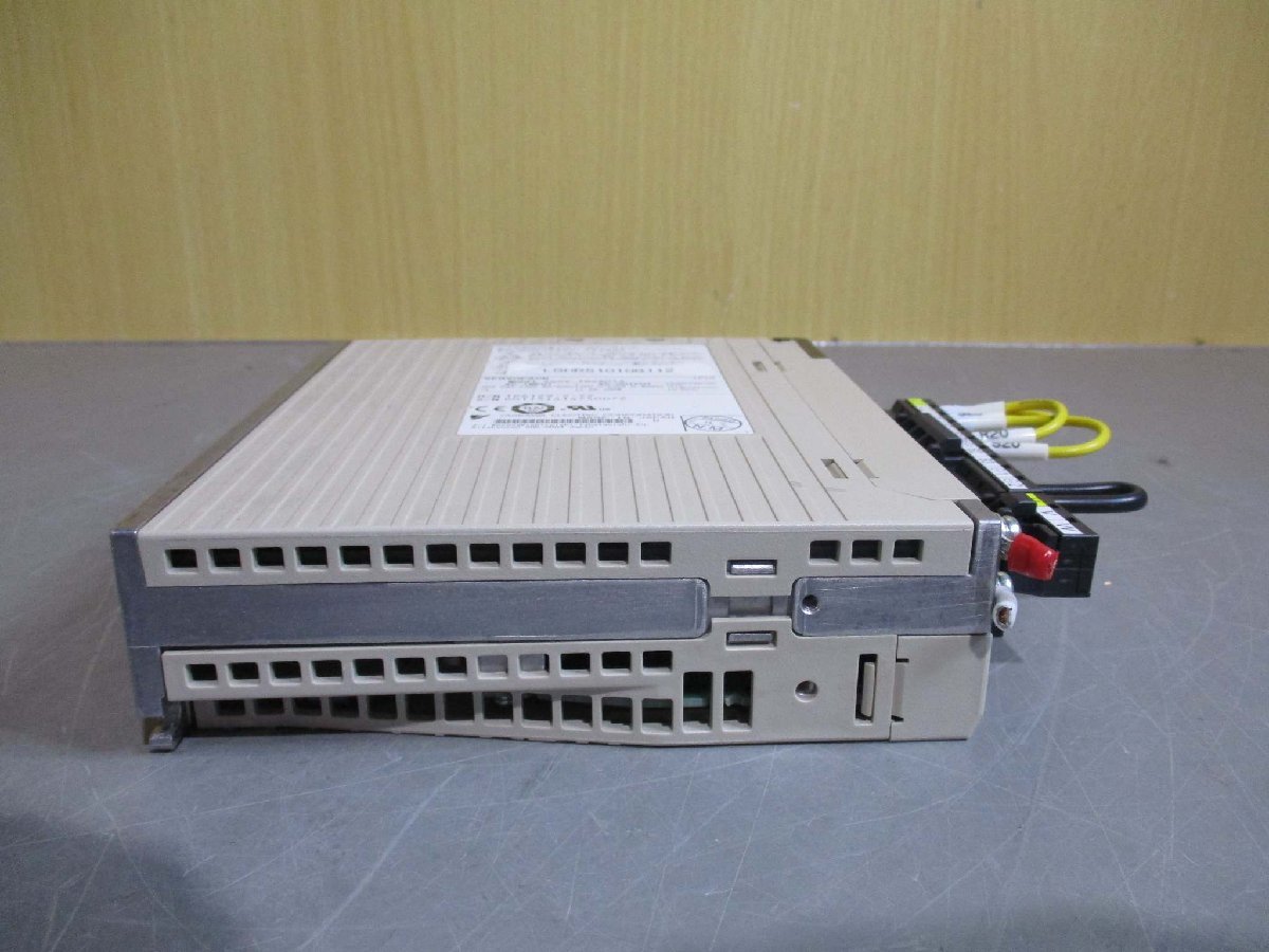 中古 YASKAWA SERVOPACK SGDV-1R6A01A サーボパック (LBHR51010B112)_画像3