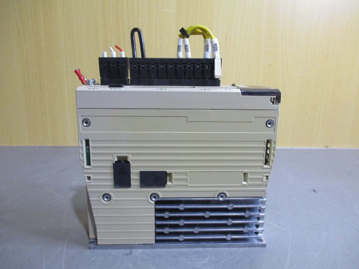 中古Yaskawa SERVO PACK SGDV-1R6A01B サーボパック 200W(LBHR51009B009)_画像7