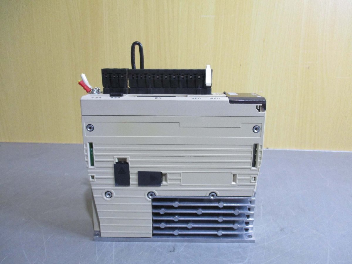 中古Yaskawa SERVO PACK SGDV-1R6A01B サーボパック 200W(LBHR51009B014)_画像7