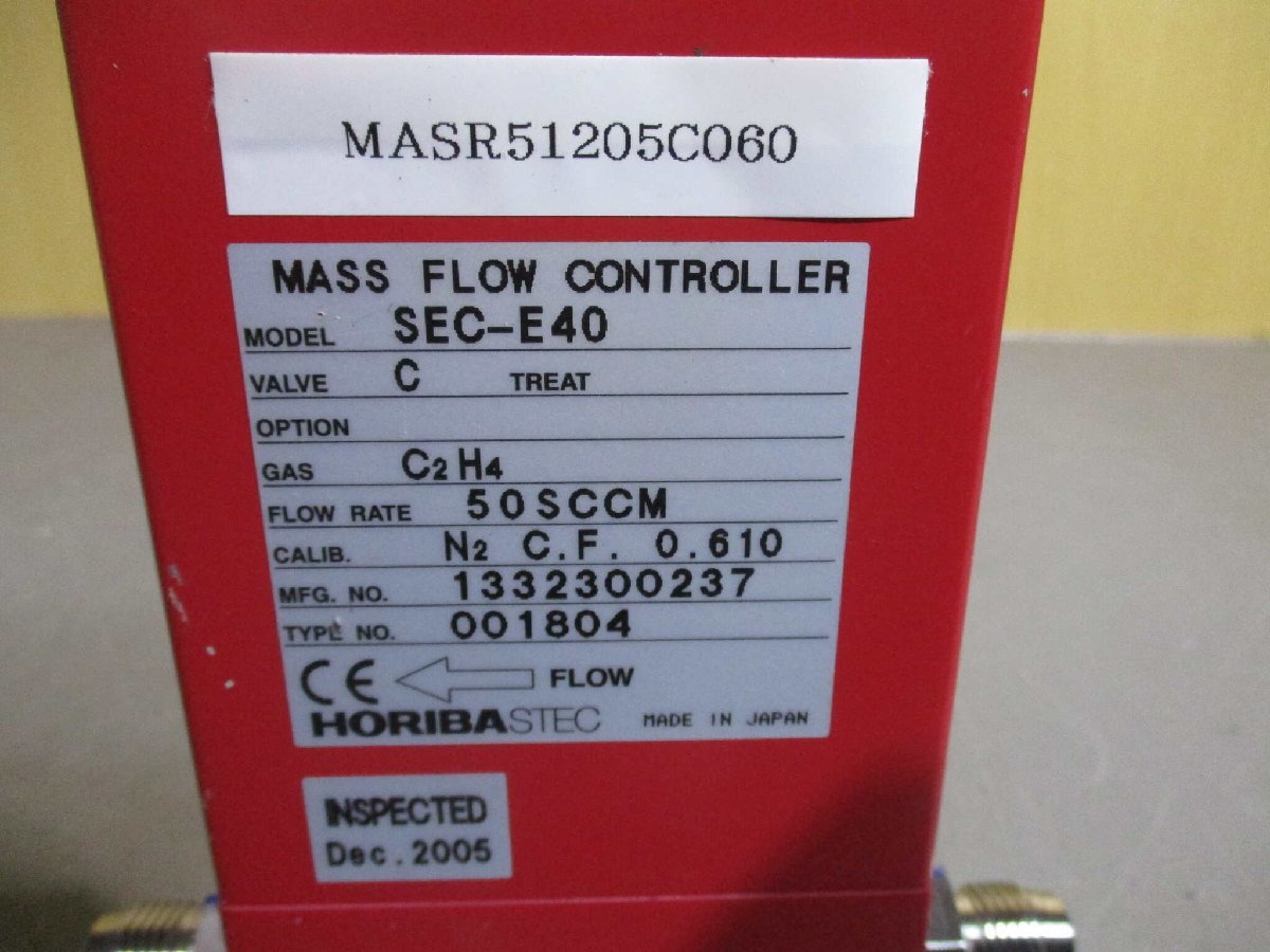中古 HORIBA MASS FLOW CONTROLLER SEC-E40 マスフローコントローラ (MASR51205C060)_画像4
