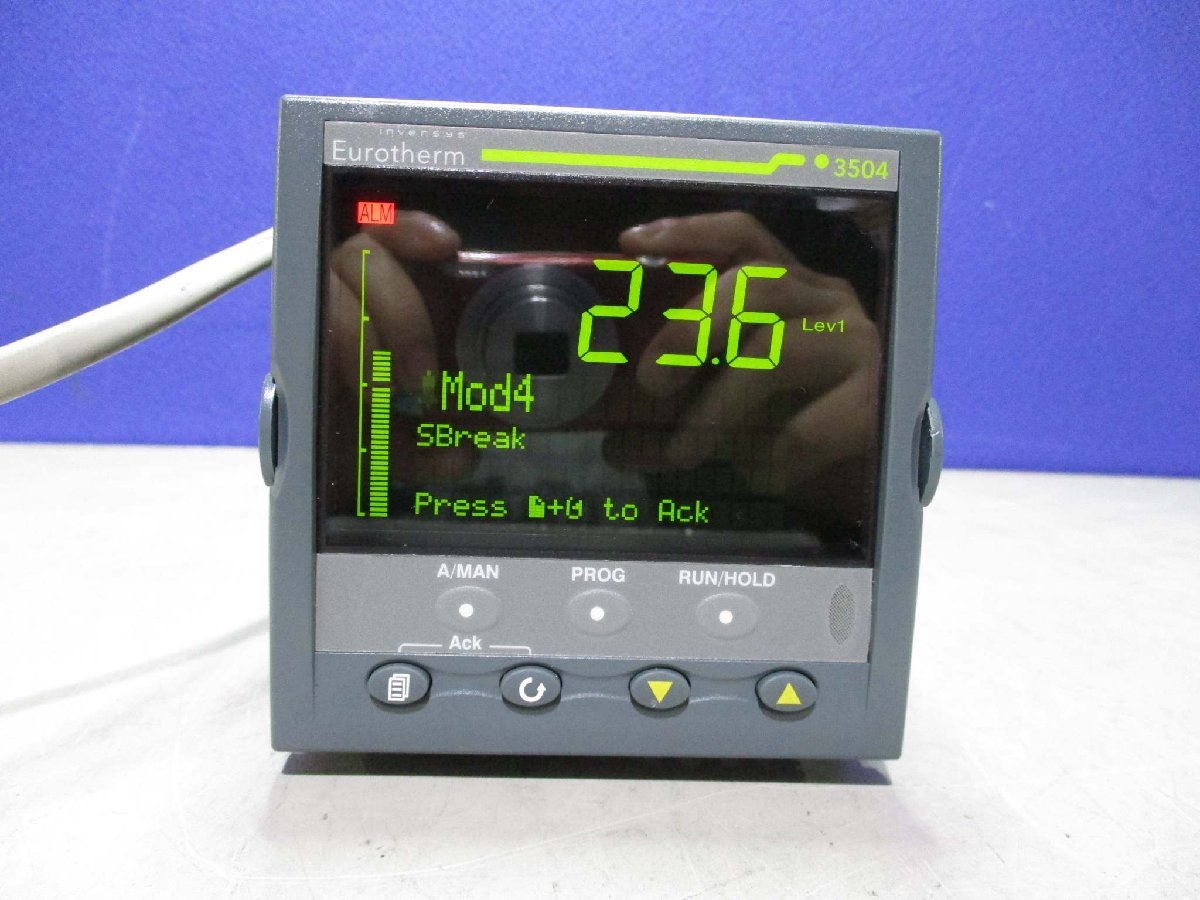中古Eurotherm 3504 Process Controller 通電確認(JAER51009C058) 中古Eurotherm 3504 Process Controller 通電確認(JAER51009C058)