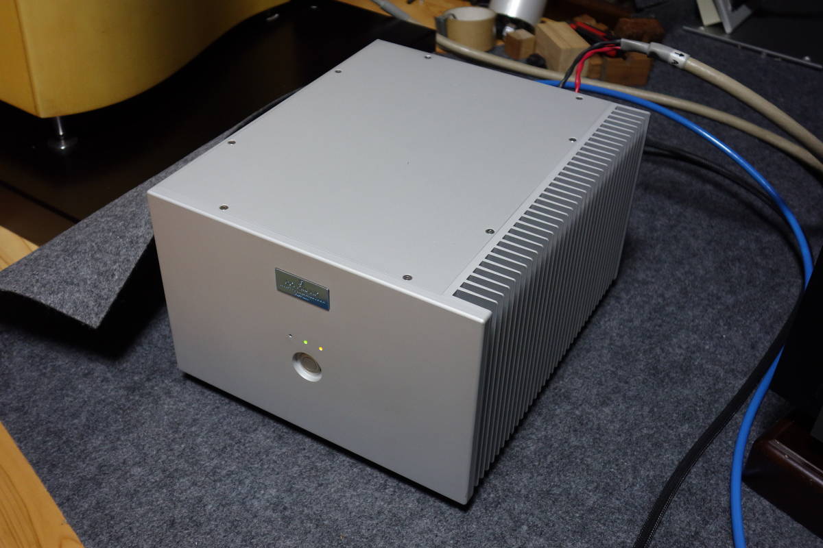 GOLDMUND TELOS 250 ゴールドムンドモノラルパワーアンプペア GOLDMUND TELOS 250 ゴールドムンドモノラルパワーアンプペア