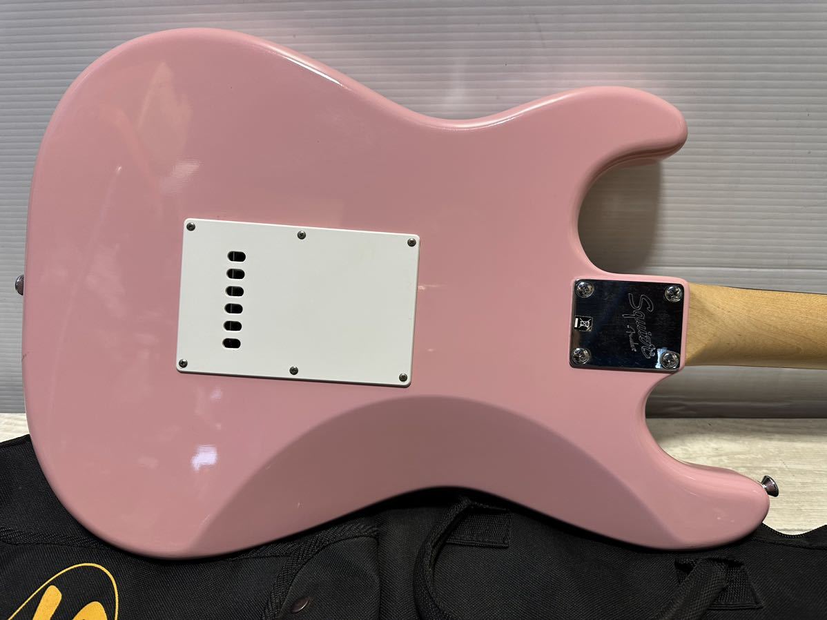 Squier by Fender スクワイア BULLET STRAT エレキギター ソフトケース付_画像5