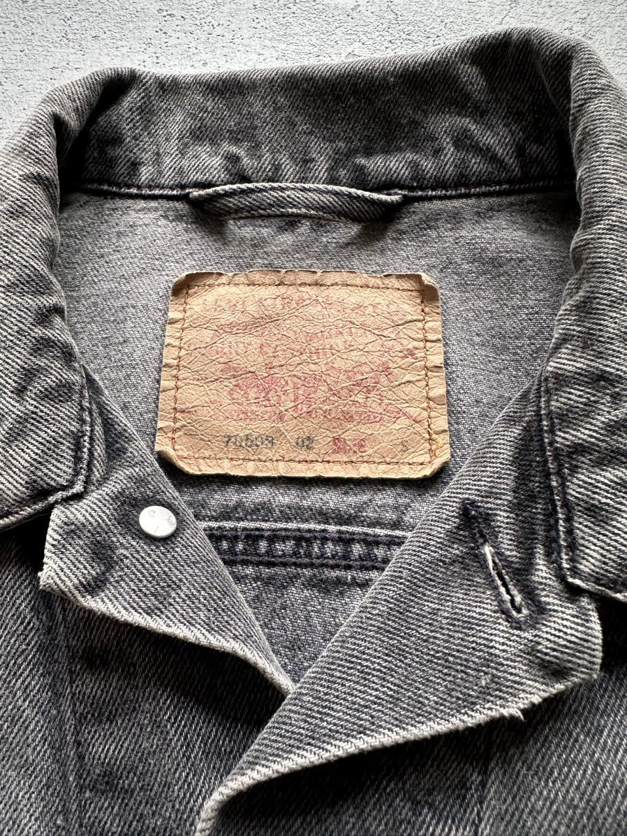 90s EURO “ LEVI’S ” 70503 BLACK DENIM JACKET OLD VINTAGE ユーロ リーバイス ブラックデニムジャケット オールド ビンテージ_画像4