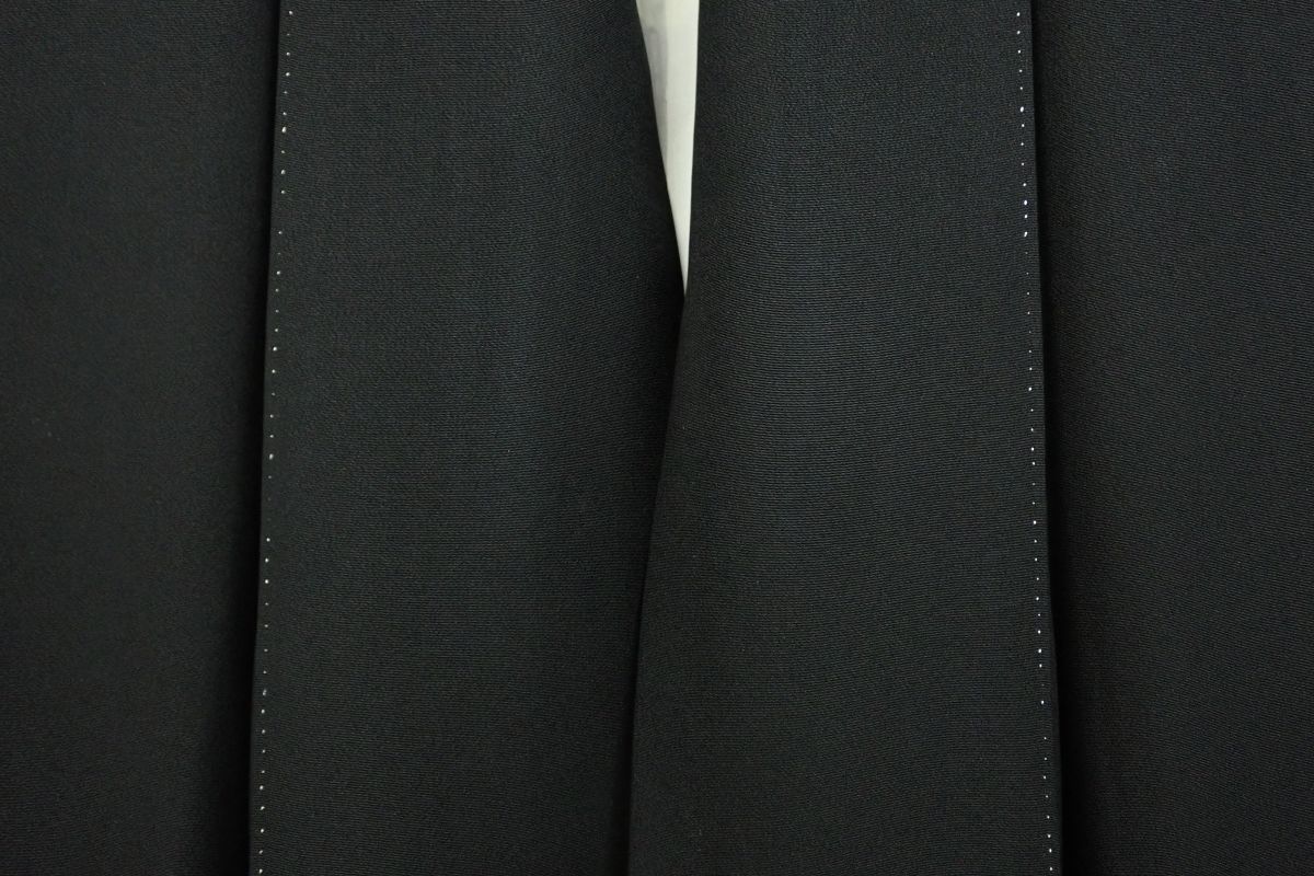●着物35 黒留袖 五つ紋 在銘有 鶴 正絹 着丈約160.5cm●着物/和装品/保管品/消費税0円_画像8