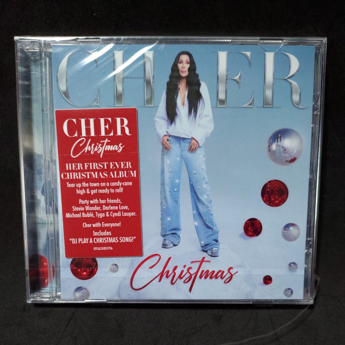 新品同様 Cher「Christmas」シェール クリスマス 2023年最新CDアルバム 輸入盤(ヨーロッパ盤 093624851196)シンディ・ローパーDarlene Love