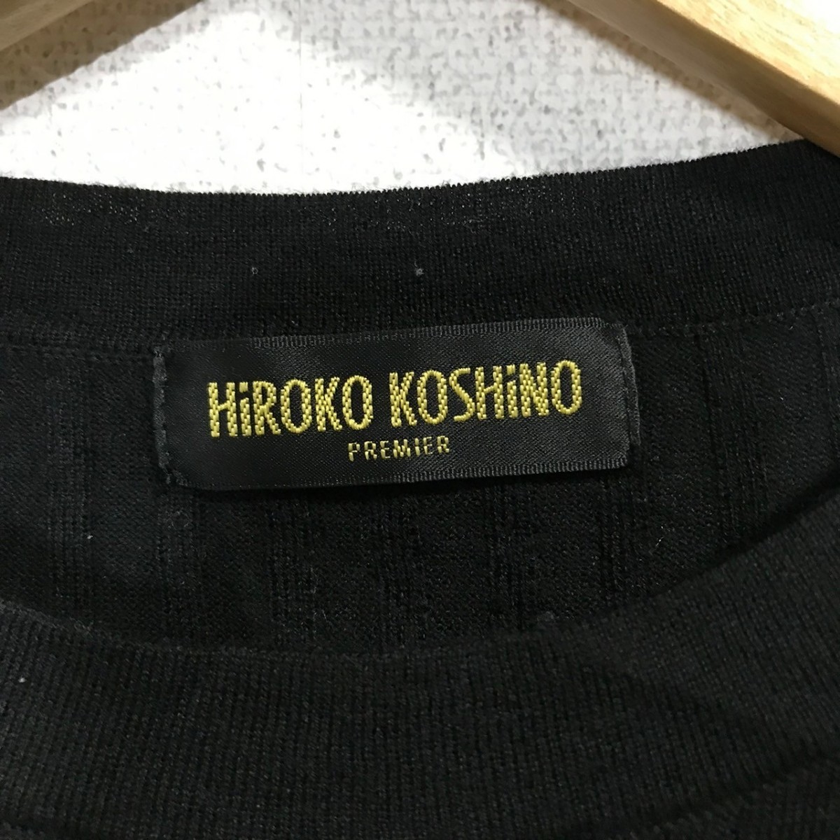 H6255dL HIROKO KOSHINO PREMIER ヒロココシノ プルミエ サイズ40 (S～M位) 長袖 リブニット ブラック 黒 ベル袖 上品 レディース_画像5