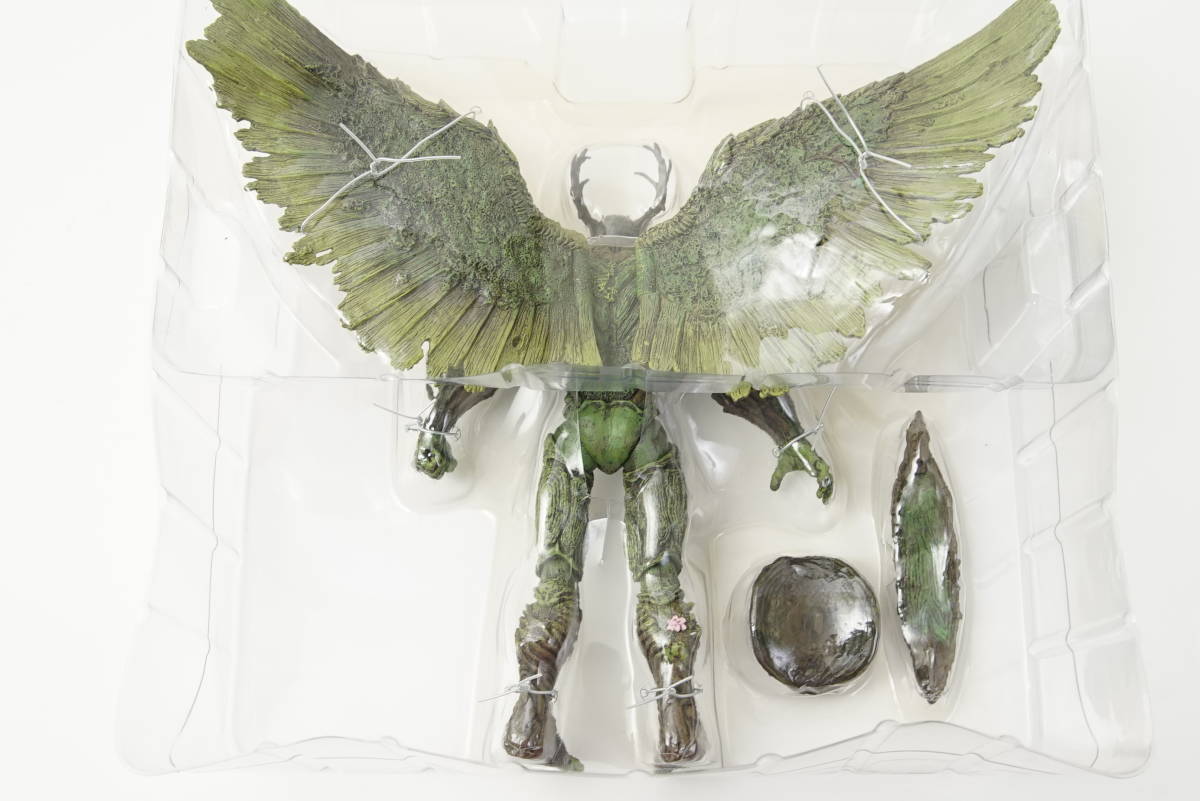 DCC THE NEW 52 SWAMP THING DELUXE ACTION FIGURE_画像4