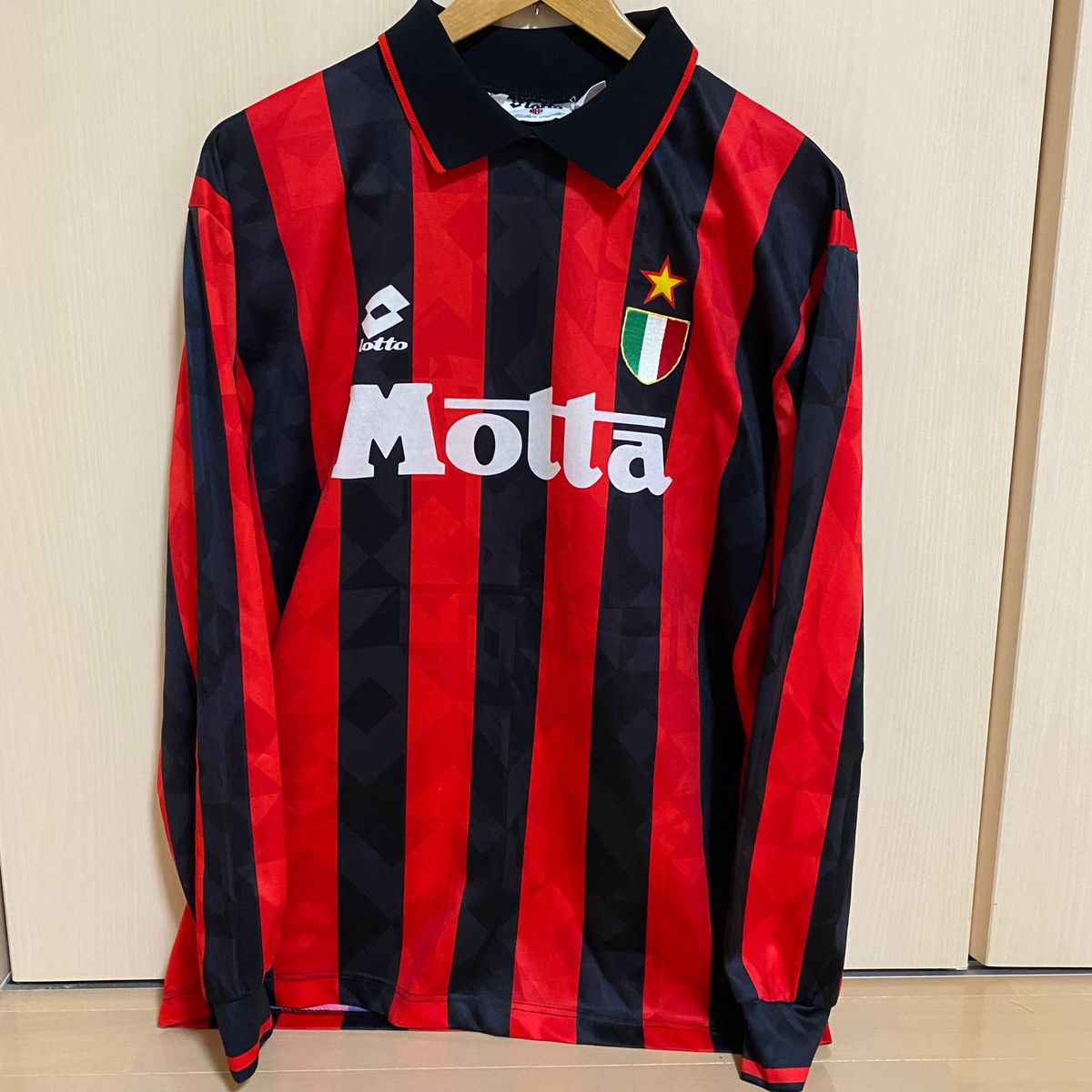 希少】ACミラン ユニフォーム 93 94 lotto motta サッカー 希少】ACミラン ユニフォーム 93 94 lotto motta サッカー