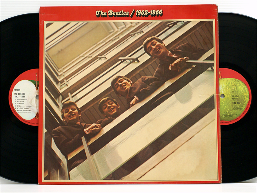 UK盤・2枚組LPレコード● THE BEATLES / 1962-1966 - ザ・ビートルズ / 1962-1966 ( Apple Records PCSP-7171 PCSP-717 )_UK盤 2枚組 LP / 再生良好確認 / 濡れシミ