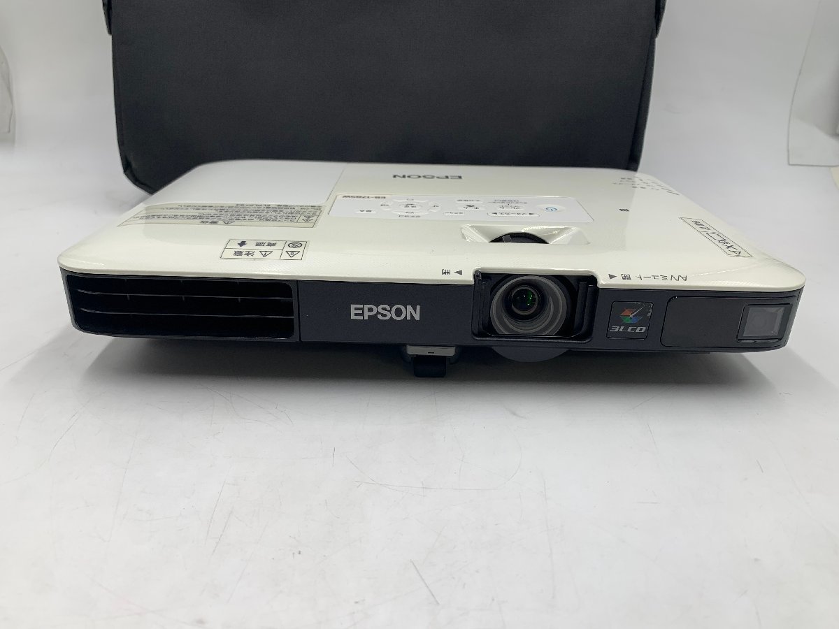 EPSON EB-1785W プロジェクター A4サイズ・薄型44mm/ピタッと補正/3200ルーメン/短焦点レンズ/リモコン付き ランプ点灯時間：59H/23H_画像2