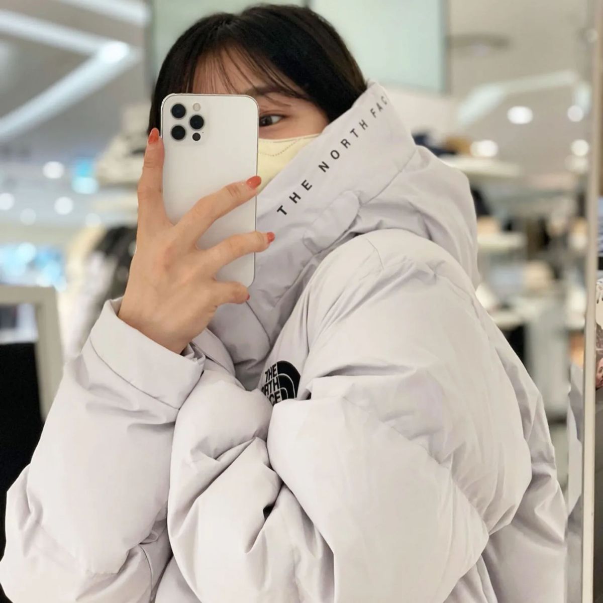 新品 M ノースフェイス ホワイトレーベル FREE MOVE DOWN JACKET 新品 M ノースフェイス ホワイトレーベル FREE MOVE DOWN JACKET
