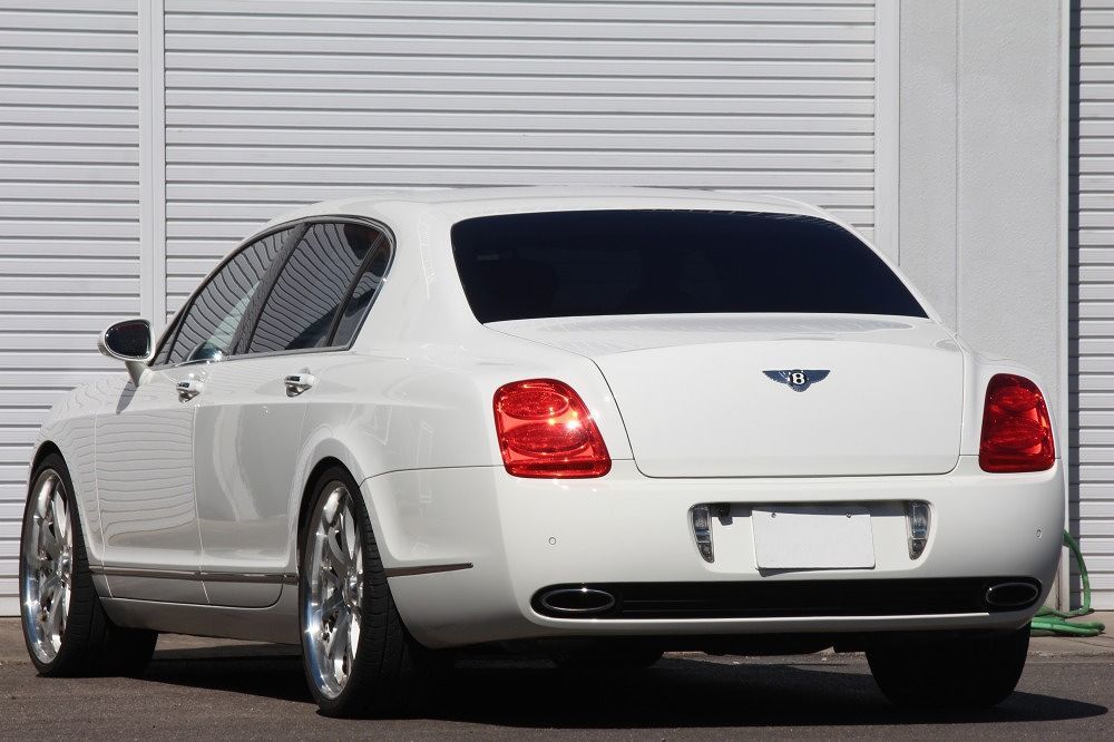 * record list great number /2006y/ Bentley / Continental / flying spur /4 number of seats separate /W12/560ps/4WD/ leather /SR/HDD/ inspection 32.12/D car / ceiling in car replaced *