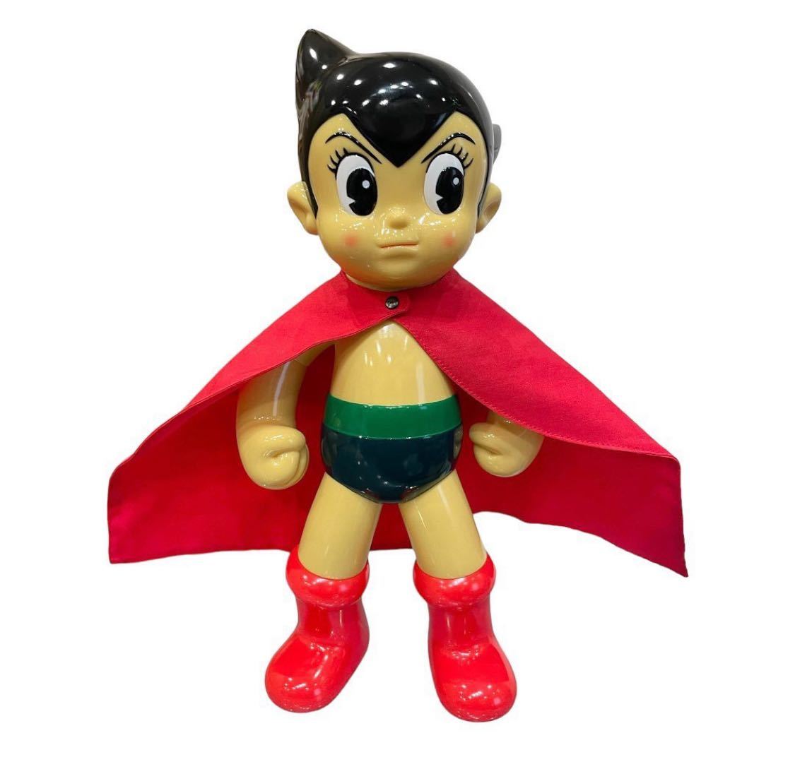 SECRETBASE Caped Astro Boy Full color Ver. 鉄腕アトムソフビ