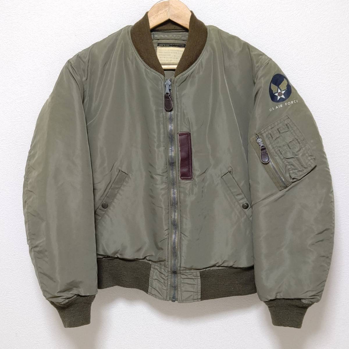 Yahoo!オークション - 【Buzz Rickson's】バズリクソンズ B-15C Yahoo!オークション - 【Buzz Rickson's】バズリクソンズ B-15C