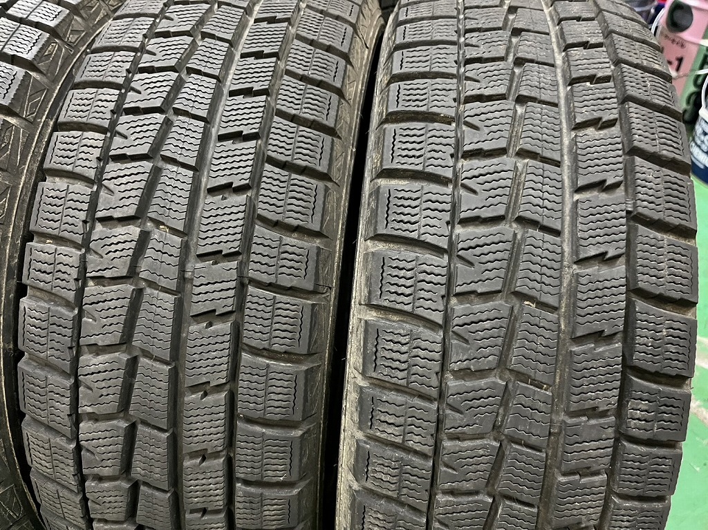 バリ溝！195/65R15　ダンロップ　WM01　2017製造　4本セット　ウインターマックス　　_画像2